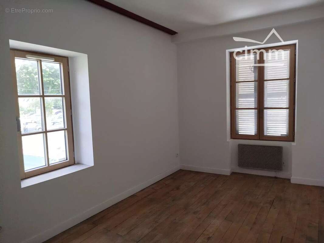 Maison de ville à rénover - photo 2