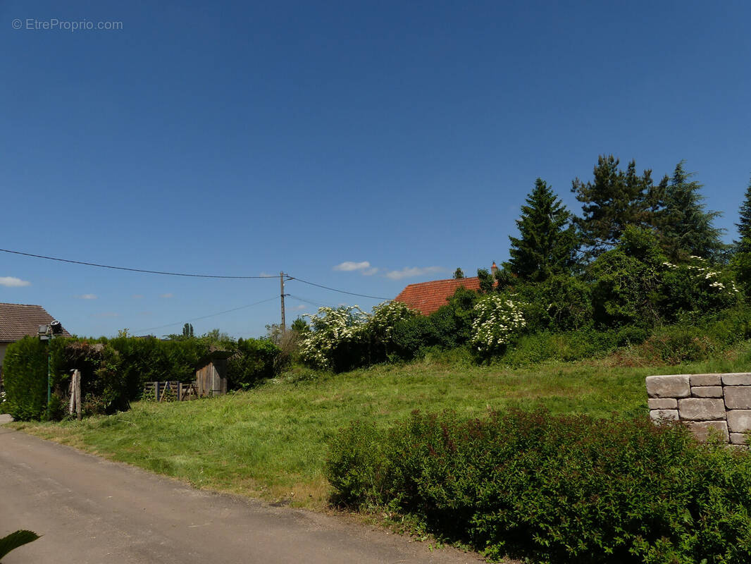 Terrain à BONNENCONTRE