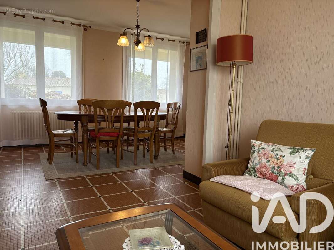 Photo 5 - Maison à CHAUVE