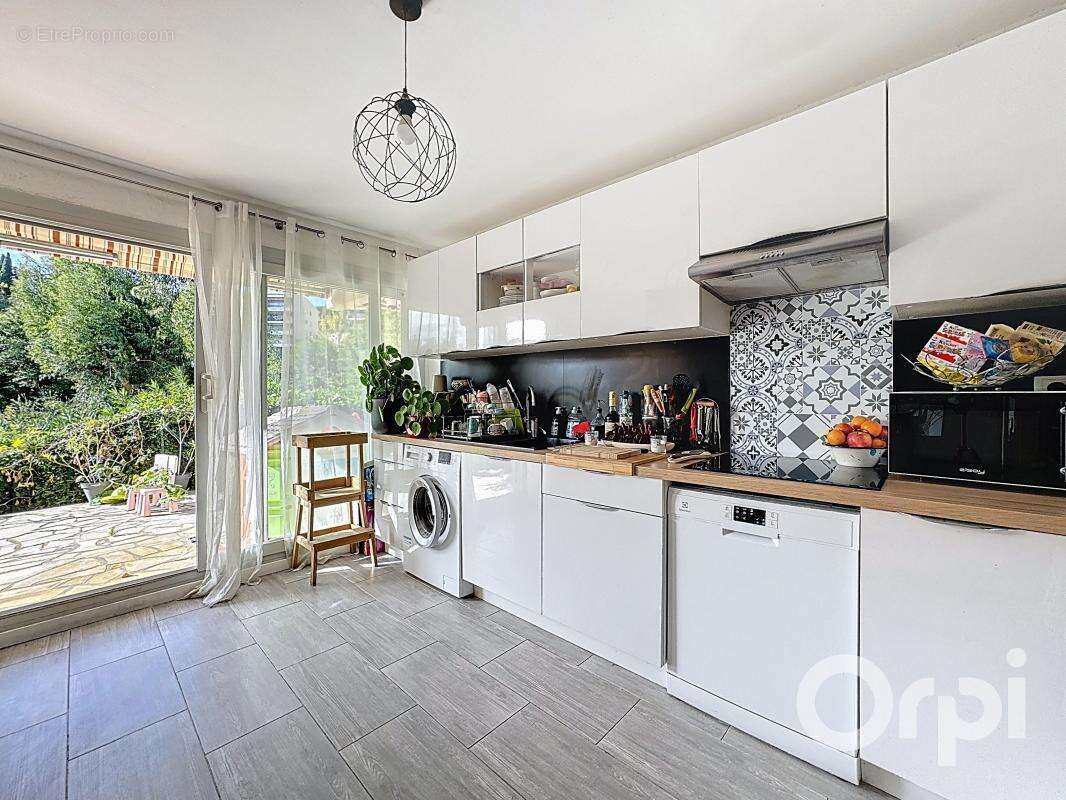 Appartement à VENCE