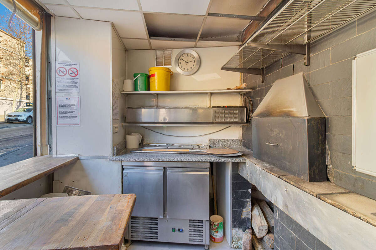 Commerce à MARSEILLE-15E