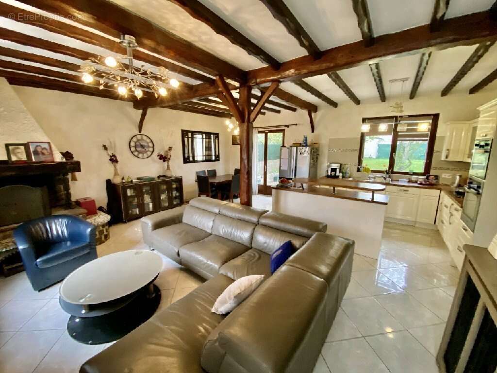 Maison à VILLEPARISIS