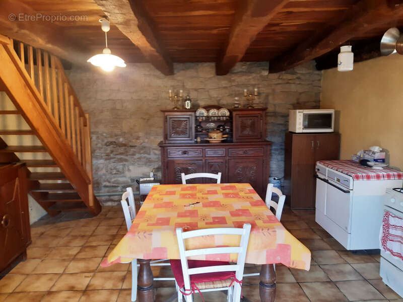 Maison à LARAMIERE