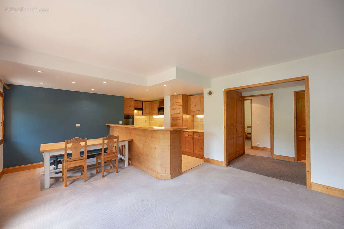 Appartement à LES ALLUES