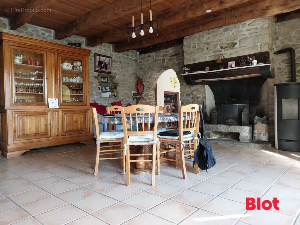 Maison à PLEUDIHEN-SUR-RANCE