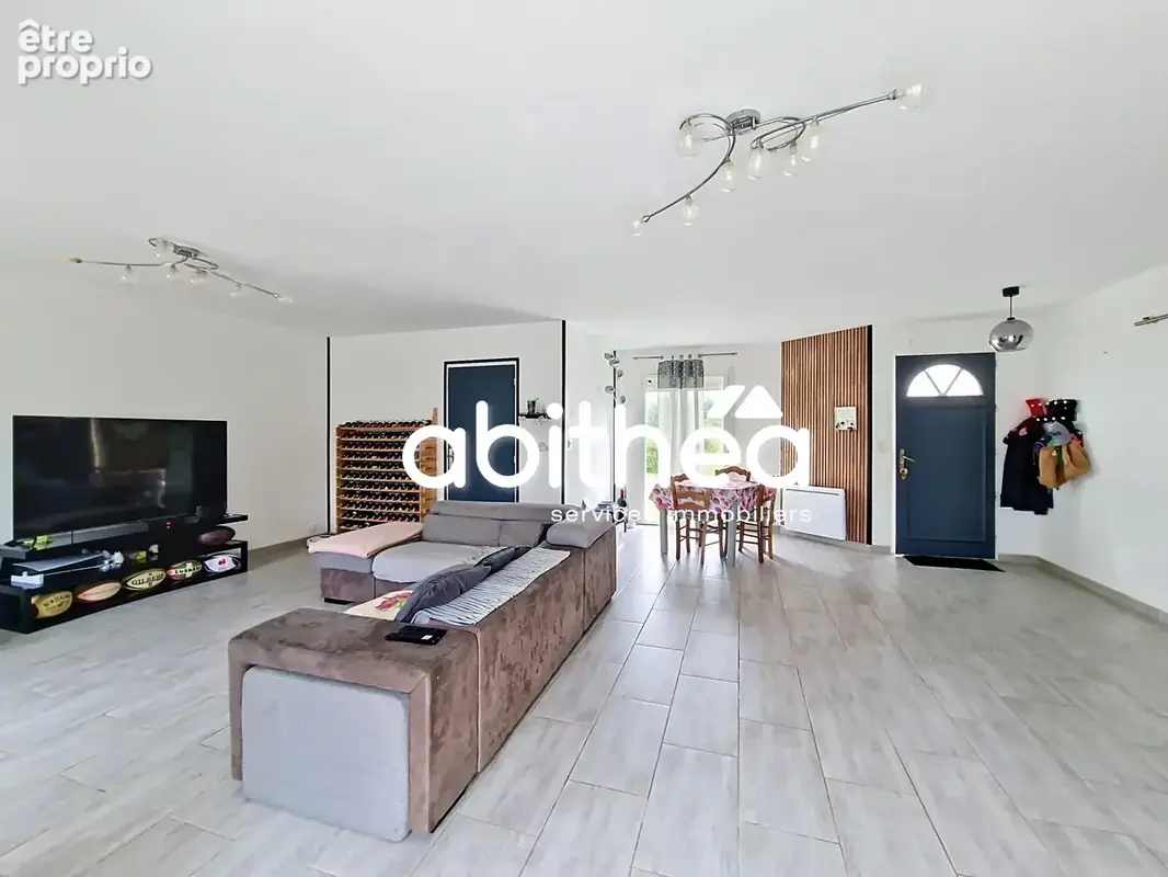 plain pied de 2 chambres  84m2 hab  1050m2 terrain  Saint André de Lidon - photo 6