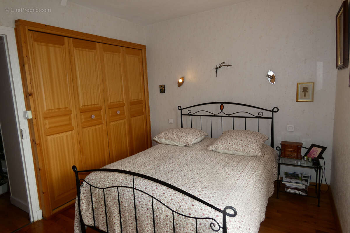 Maison à MONTLUCON