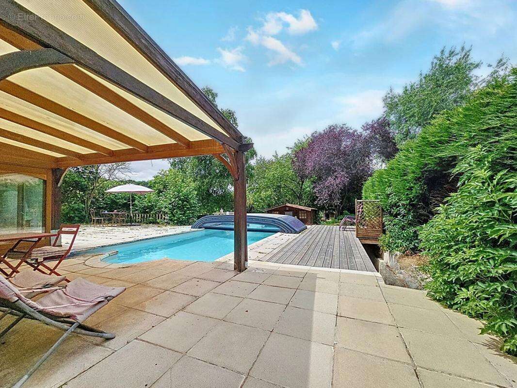 Maison à POIGNY-LA-FORET