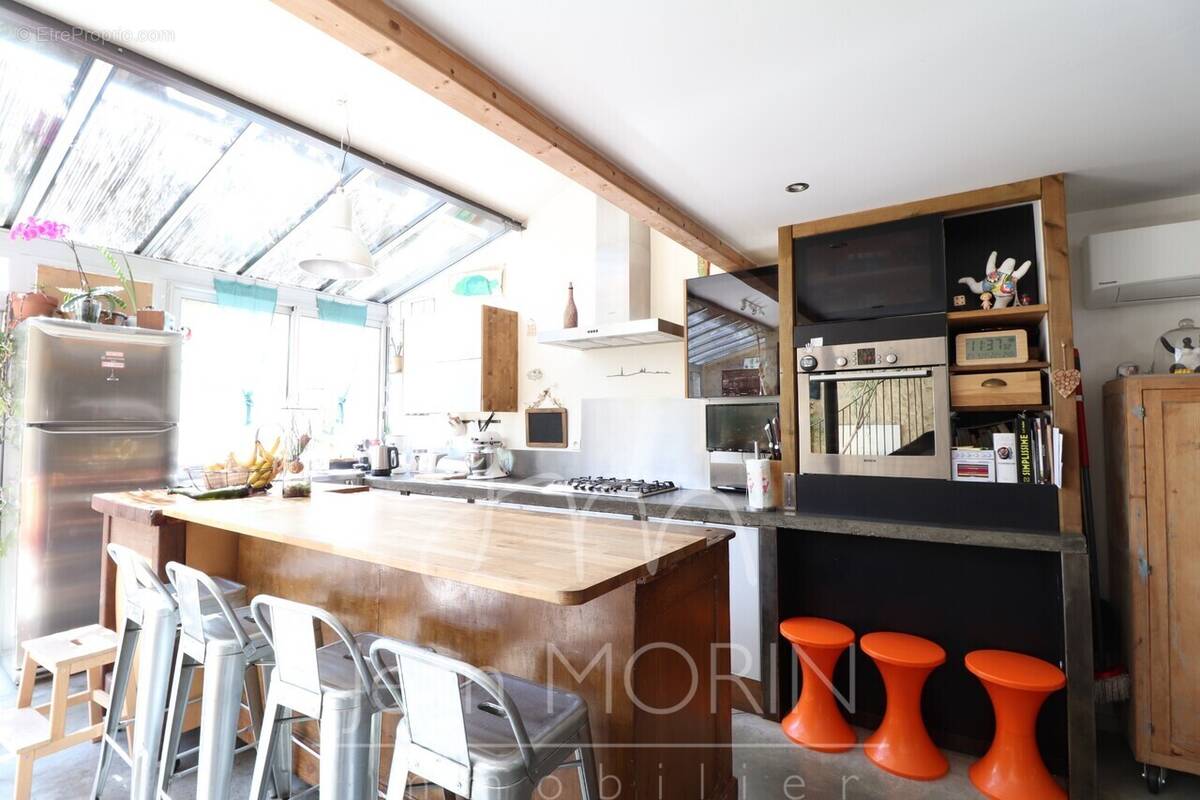 Maison à LIVRON-SUR-DROME