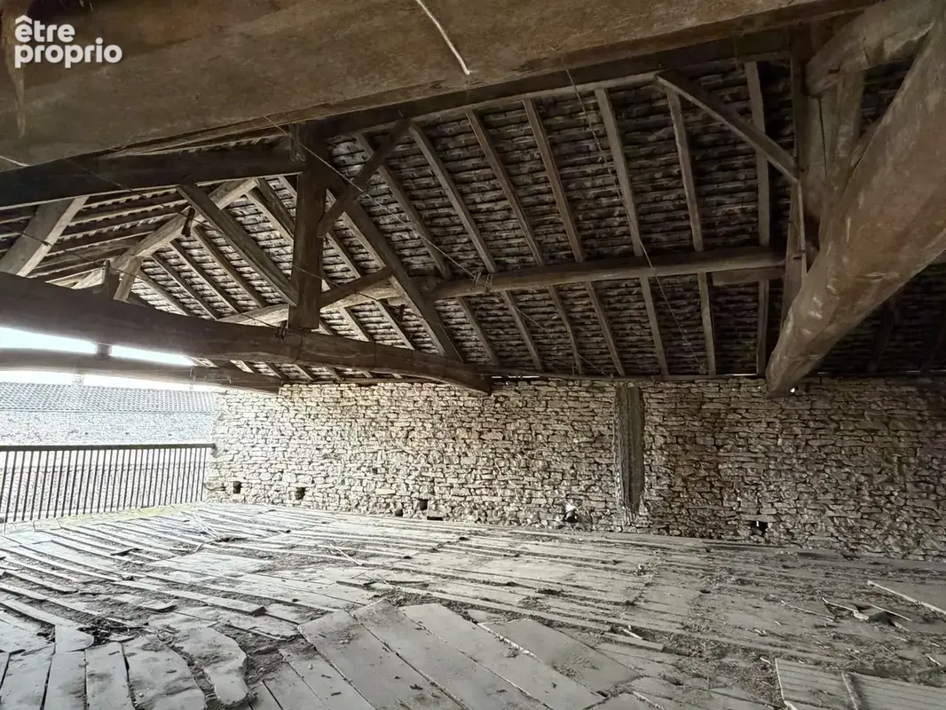 Maison plain pied, 150 m2, 3 chambres, dépendances, cave. Terrain clos de 1227 m2 - photo 23
