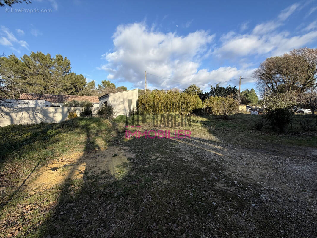 Terrain à CARPENTRAS