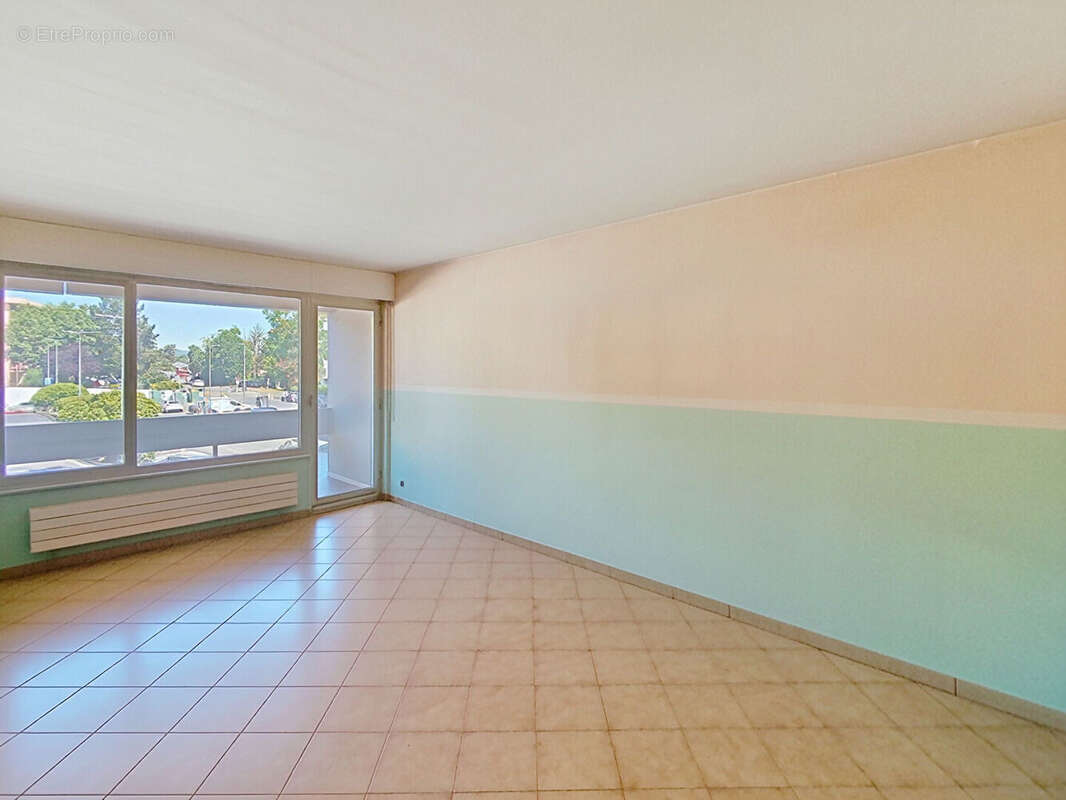 Appartement à LA ROCHE-SUR-FORON