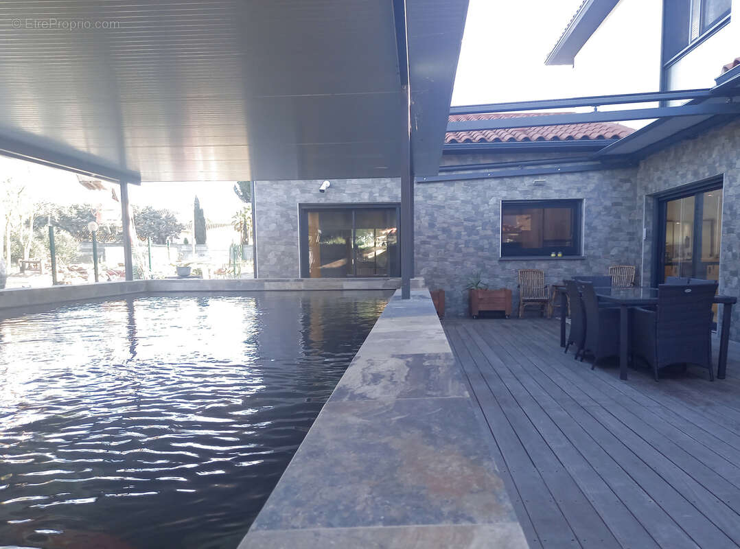 Maison à LATOUR-BAS-ELNE