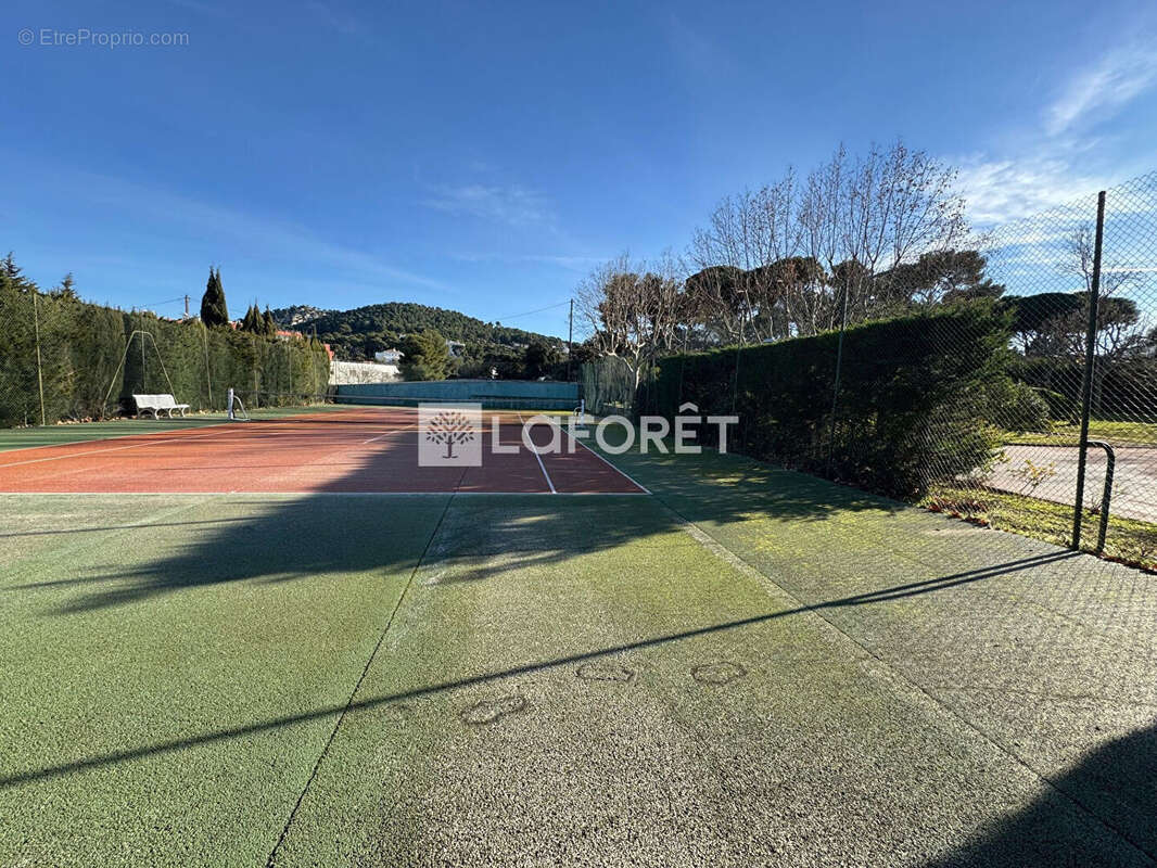 Appartement à MARSEILLE-9E