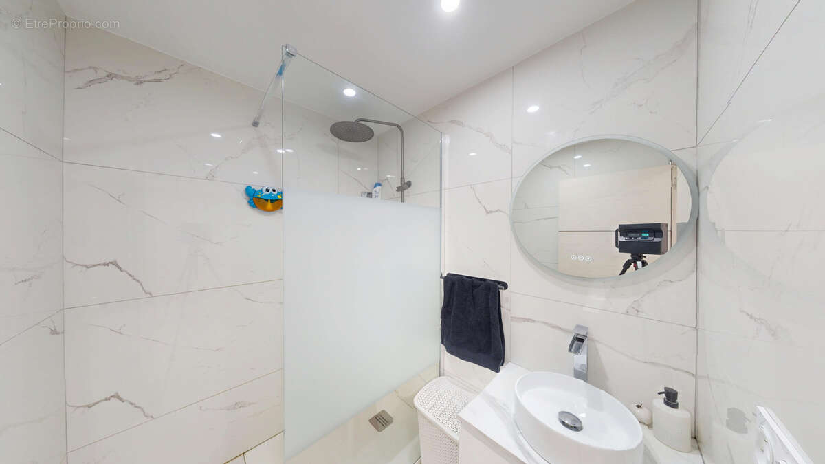 Appartement à LYON-9E