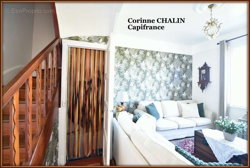 Maison à MONTCOMBROUX-LES-MINES