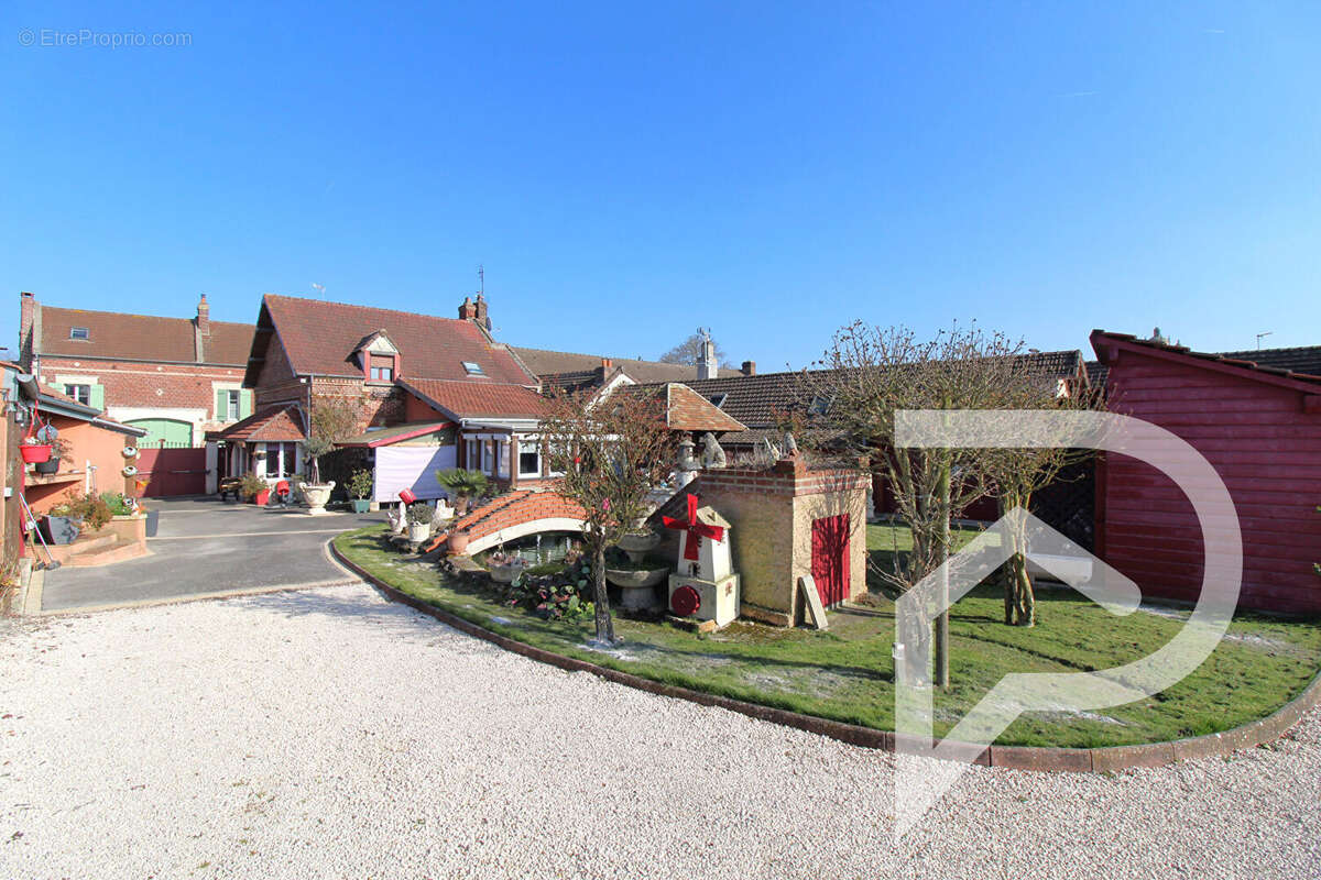 Maison à GRANDFRESNOY