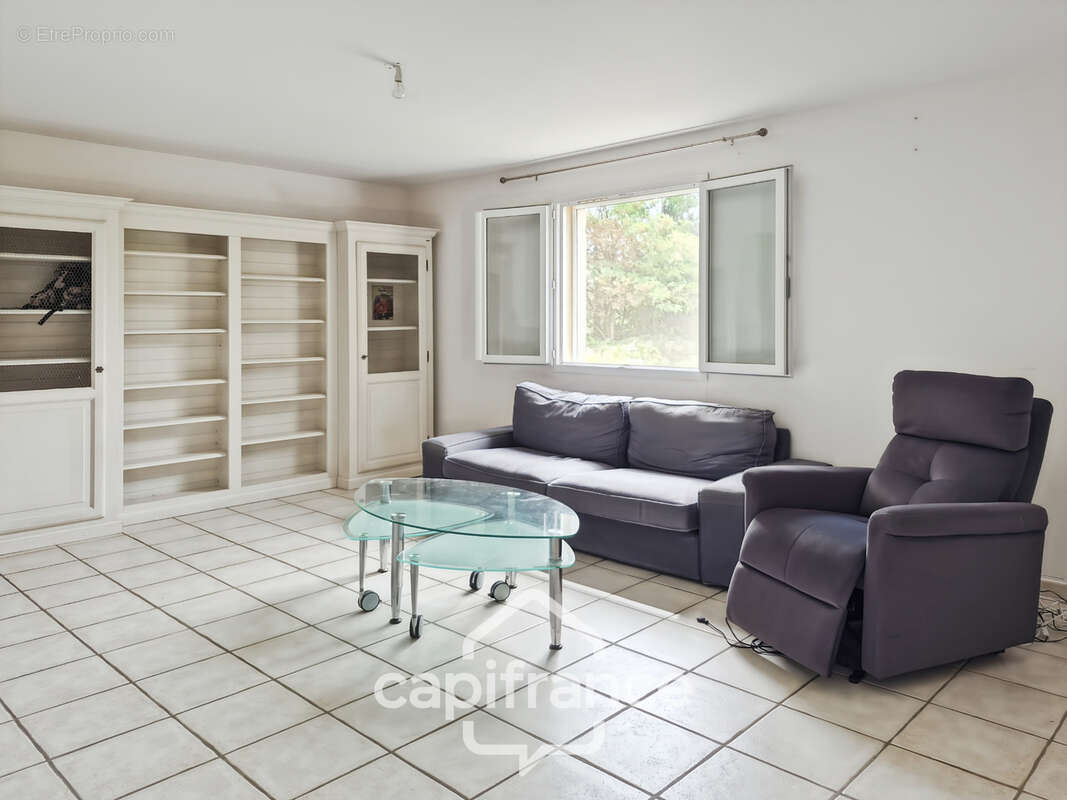 Maison à vendre 4 pièces ROQUEMAURE (30)-107m²-terrain 1540m² avec piscine et grand garage - photo 4
