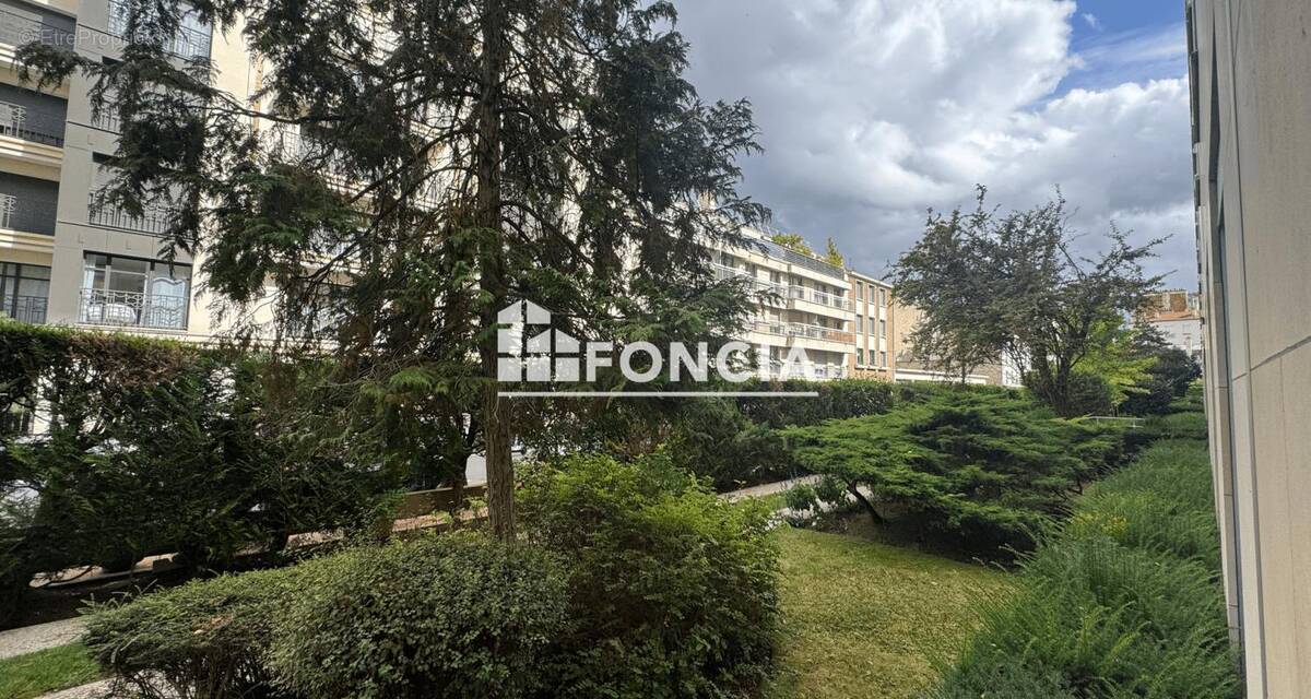 Appartement à LEVALLOIS-PERRET