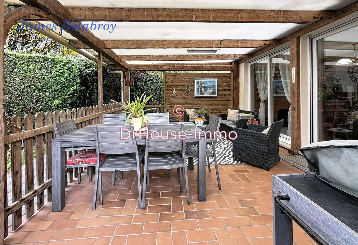 Maison à POIX-DE-PICARDIE