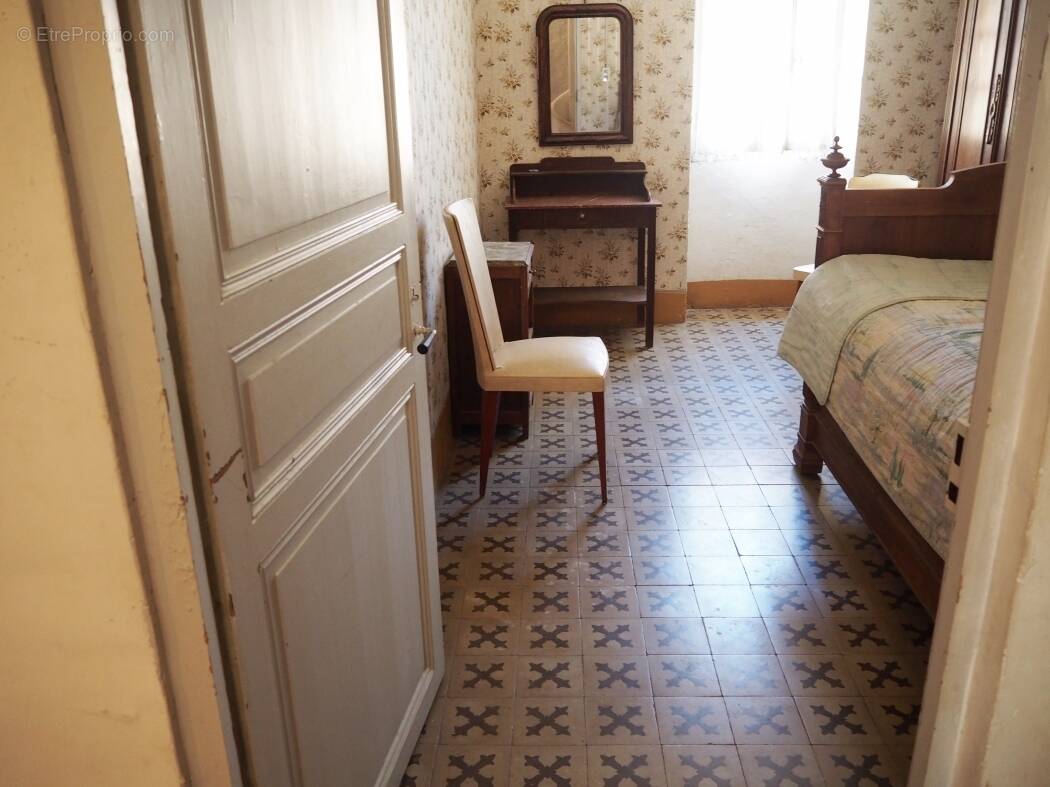 Maison à CASCASTEL-DES-CORBIERES