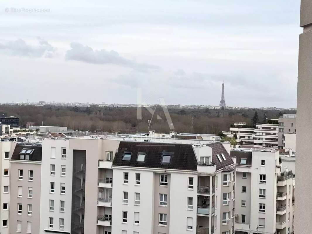 Appartement à SURESNES
