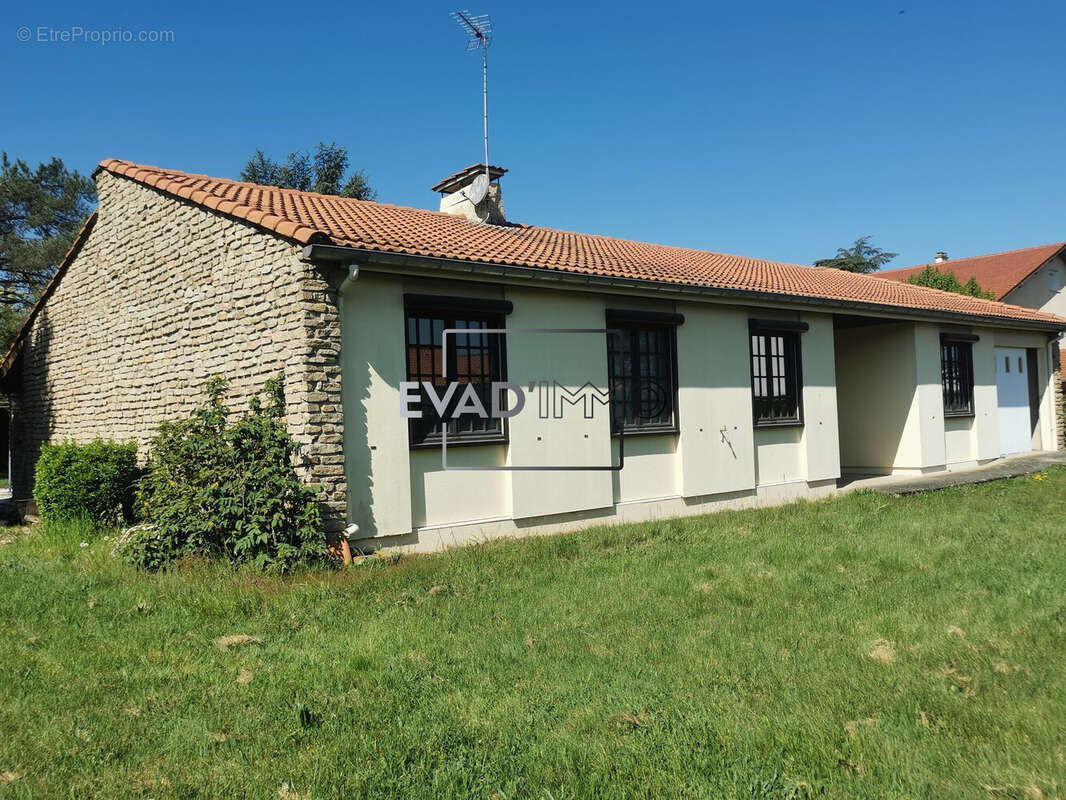 Maison à CUZIEU