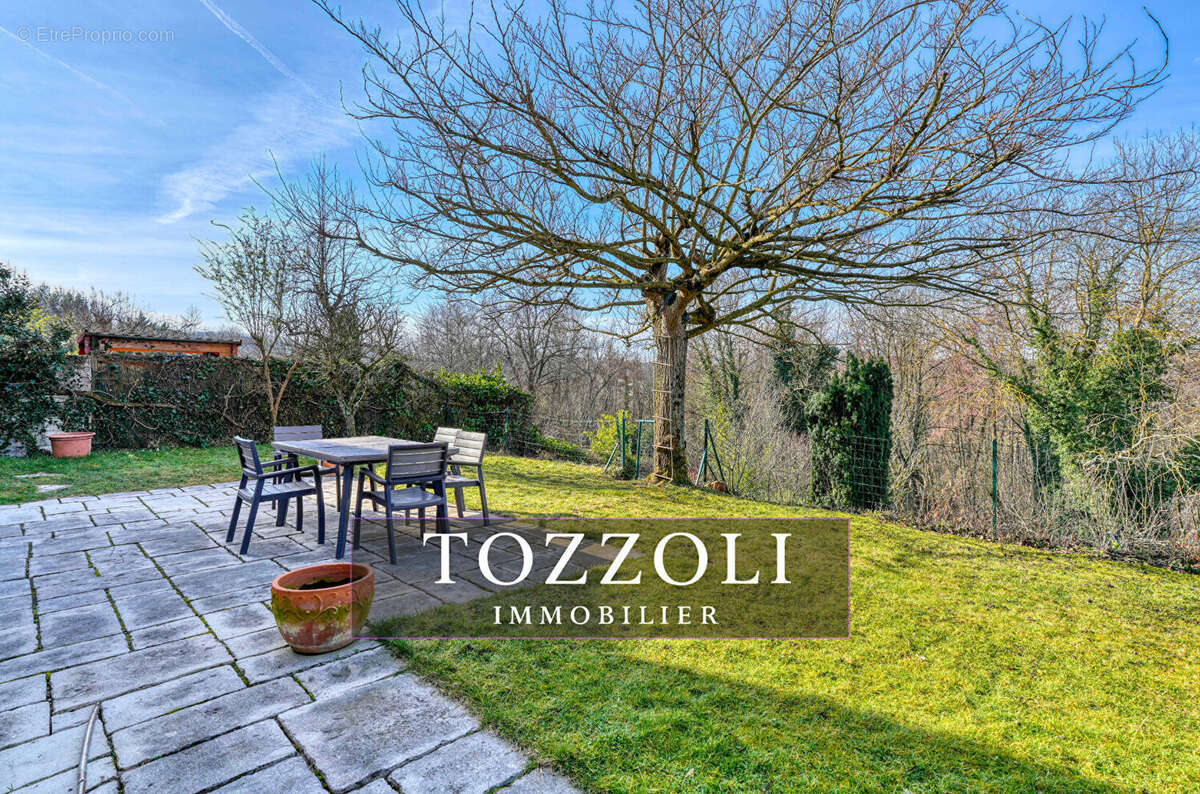 Maison à VILLEFONTAINE