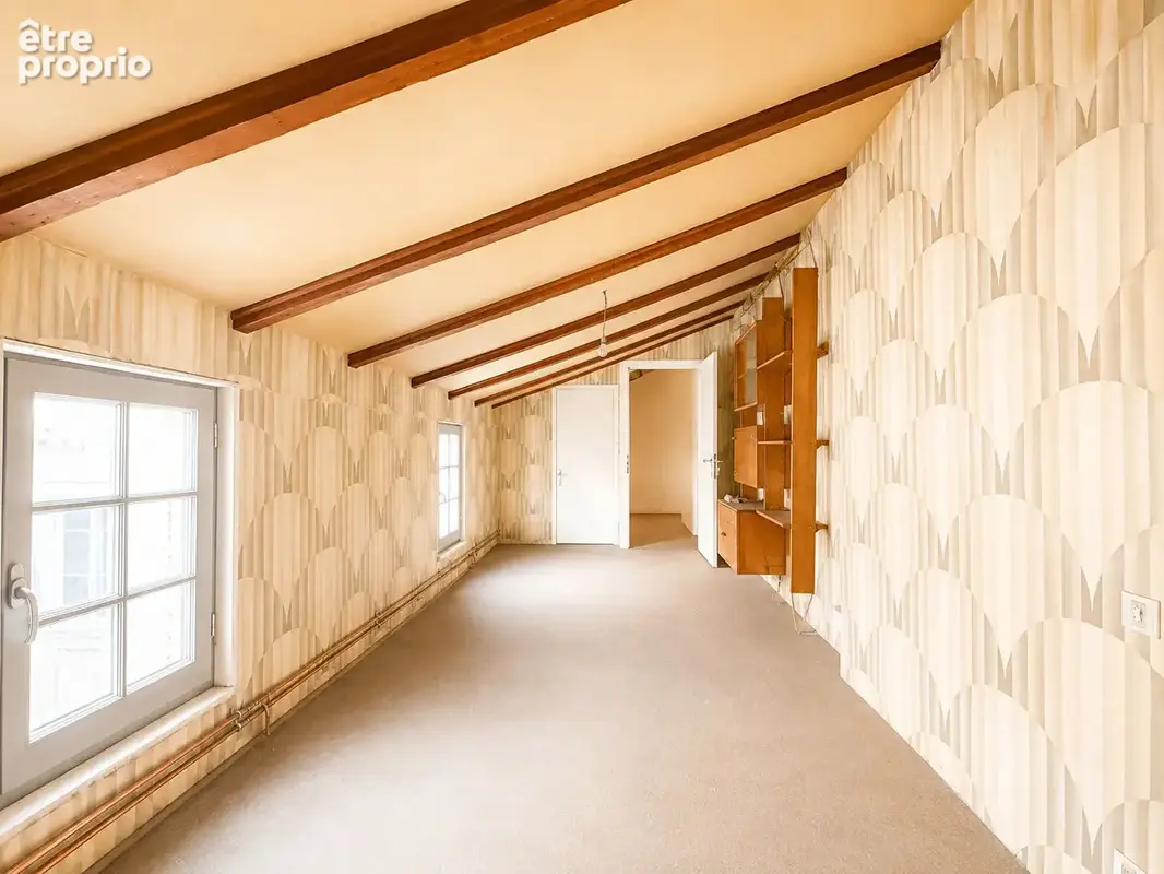 Appartement de type 4  en duplex - 3 chambres - grenier - cave - toiture 25 ans - photo 8