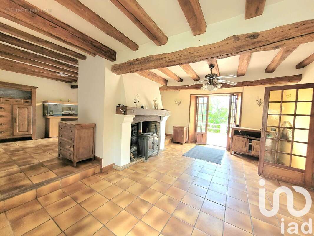 Photo 3 - Maison à ESTERNAY