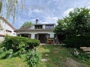 Maison à CRECY-LA-CHAPELLE
