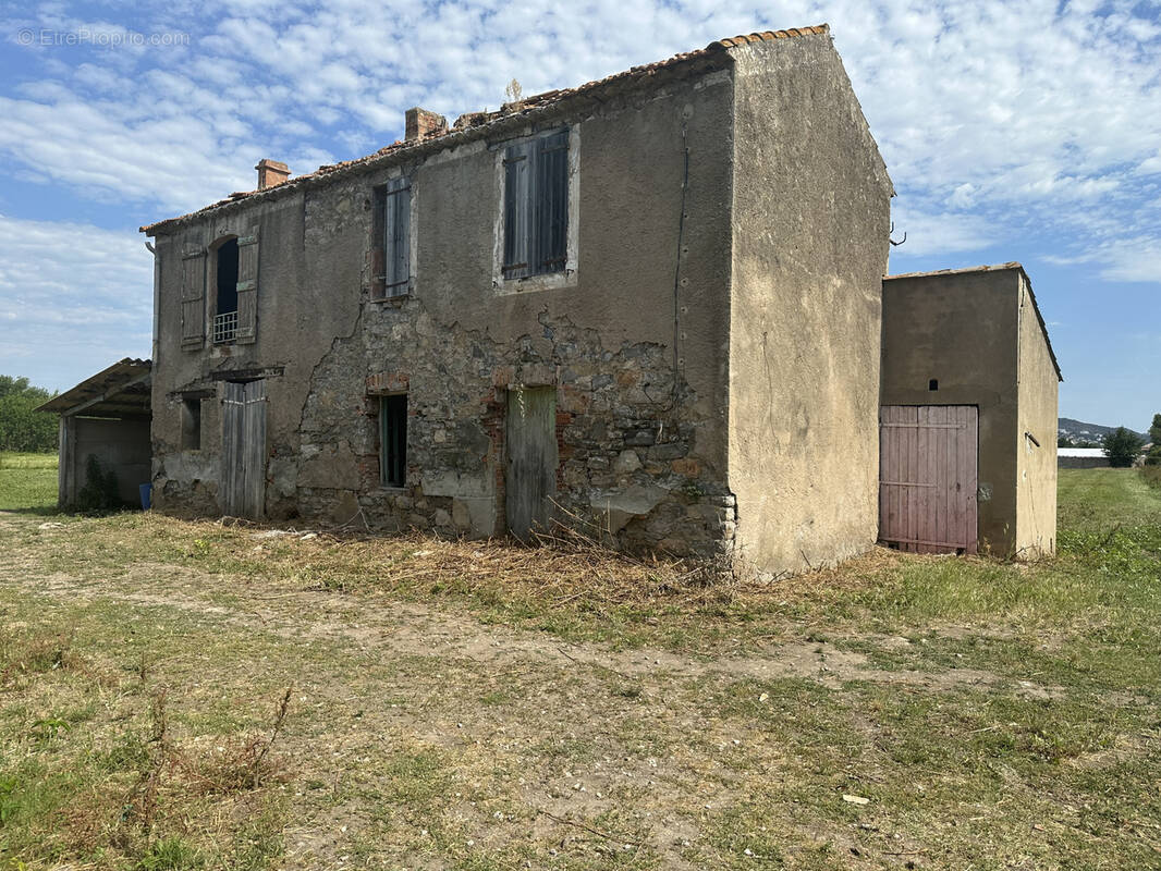 Terrain à HYERES