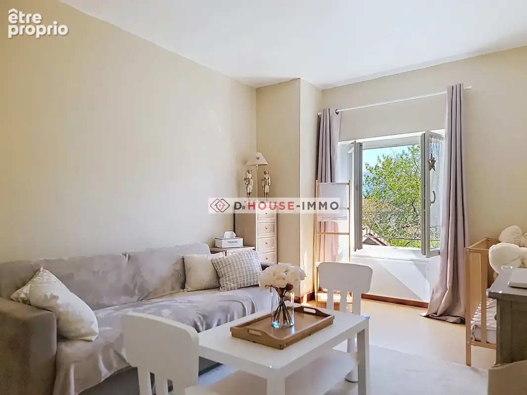 Maison 8 pièces 161 m² à vendre à Vourey (38210) - photo 8