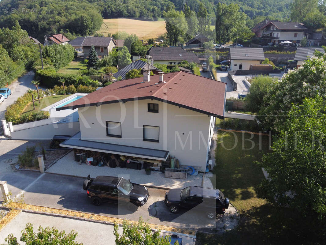 SILLINGY - Maison T4 + Appartement T3 197 m2 - photo 12