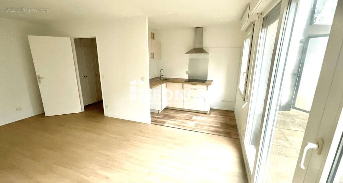 Appartement à ROSNY-SOUS-BOIS