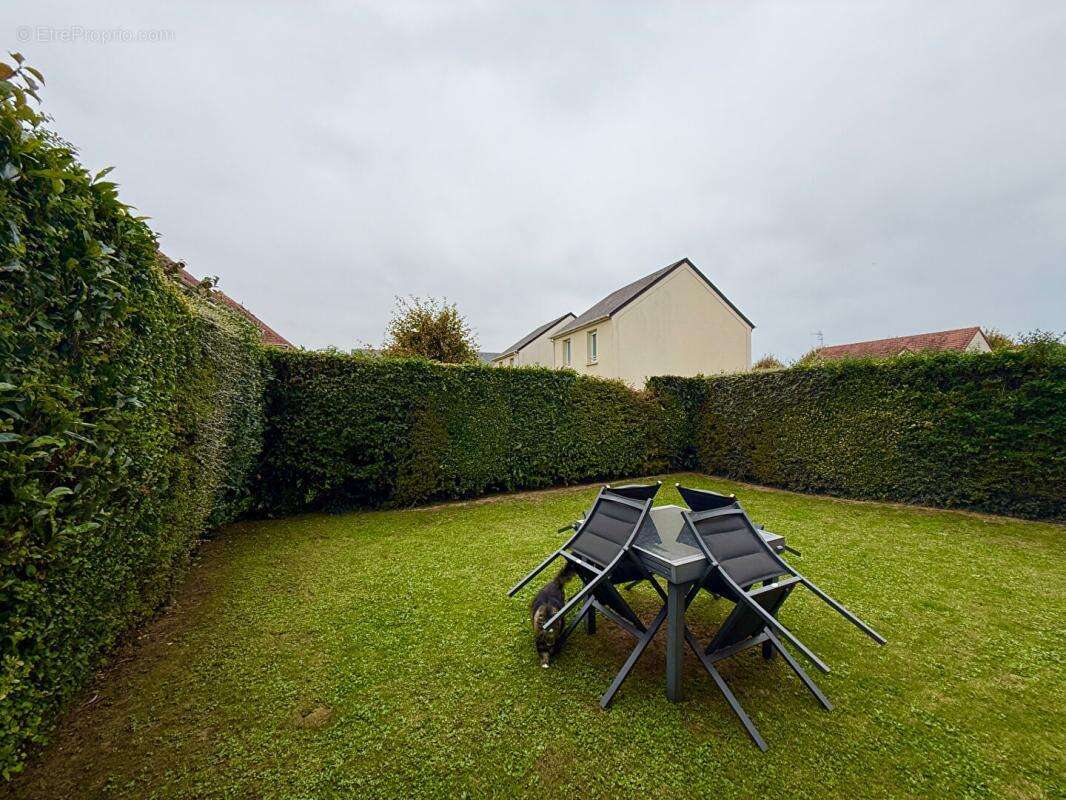 Maison à OUISTREHAM