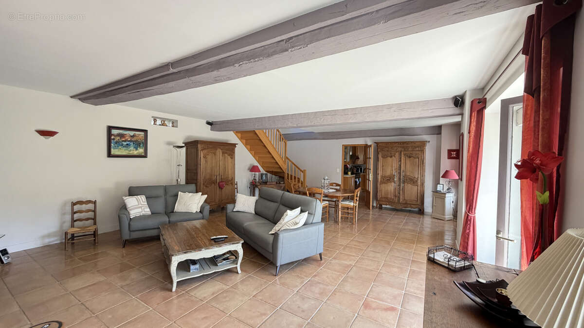Maison à THOIRY