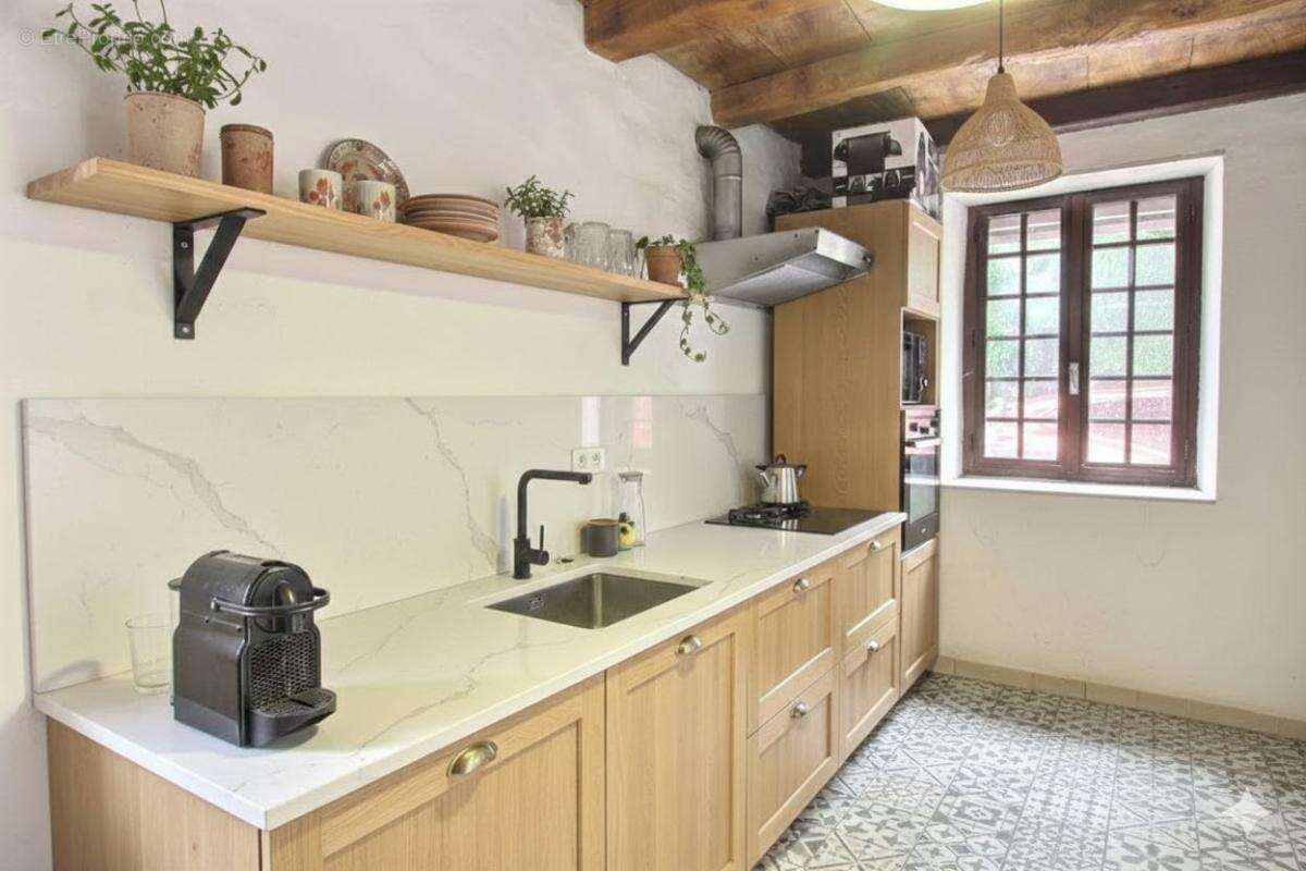 Propriété à vendre sur la commune de CORBELIN (38630) - photo 5