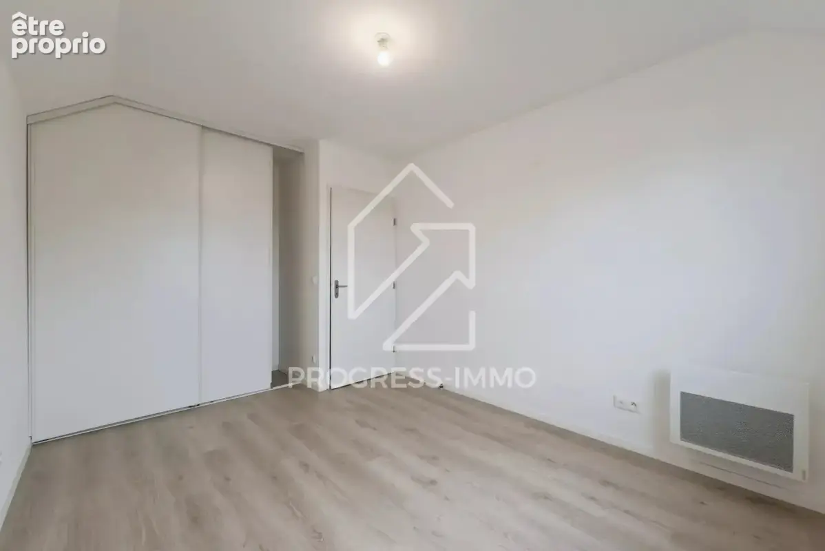 Maison de 85m² sur 238 m² terrain construction récente - photo 8