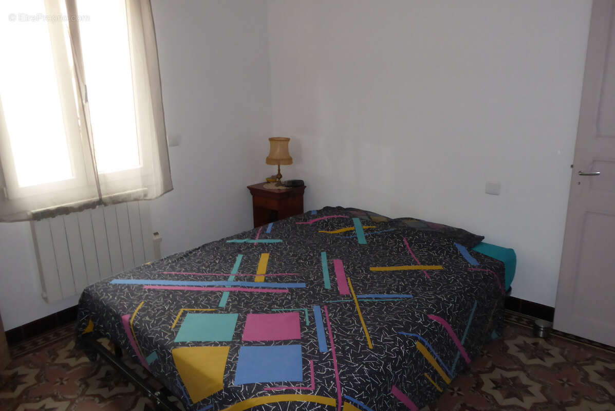 Appartement t3 - avec garage - 1er etage - photo 8