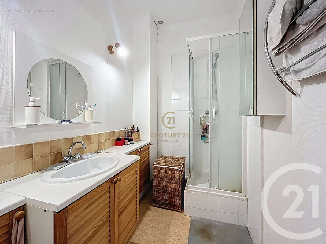 Appartement à LYON-8E