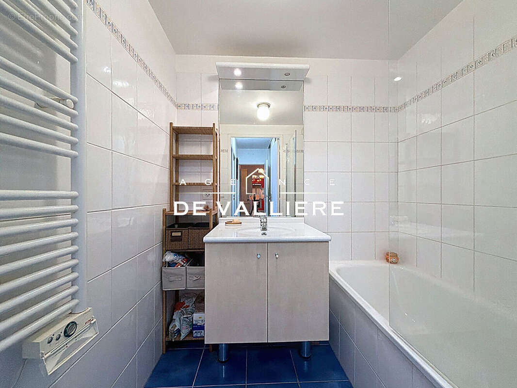 Appartement à NANTERRE