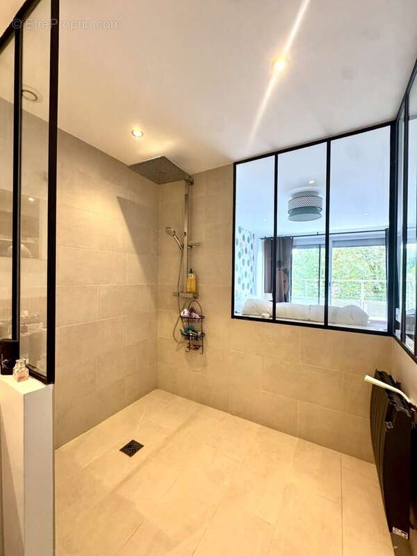 Maison 205 m² à Mont-Saint-Aignan  - photo 7