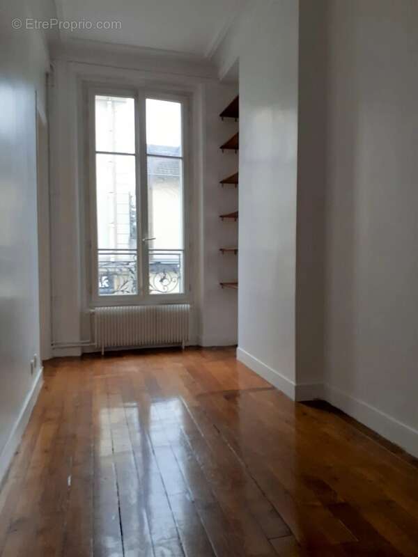 Appartement à HOUILLES