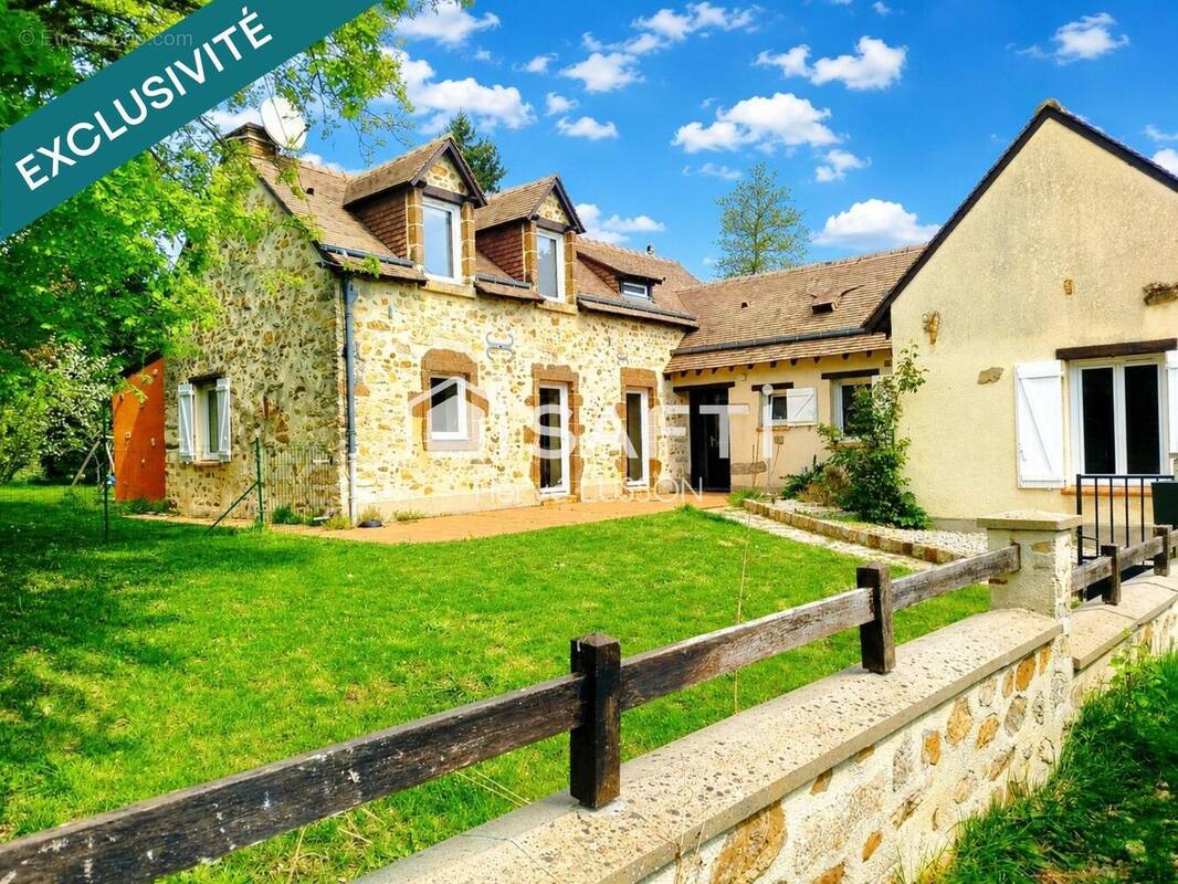 Photo 1 - Maison à YVRE-L'EVEQUE