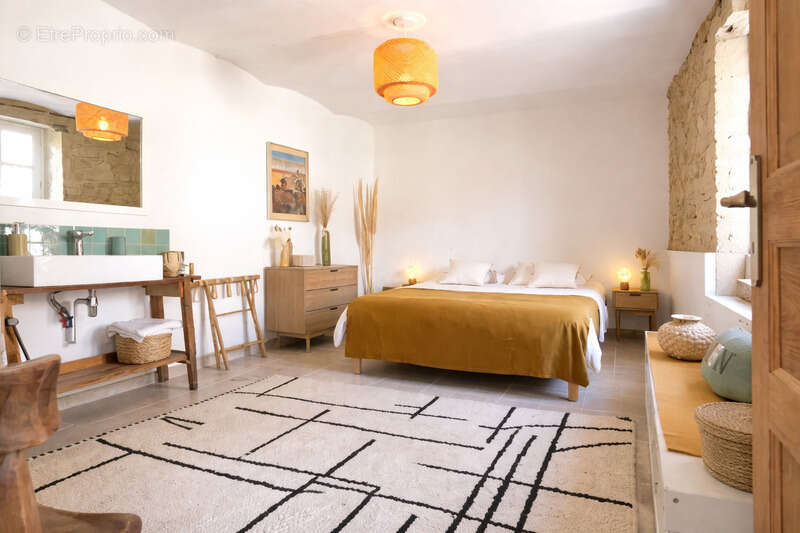 Maison à AIGUES-VIVES