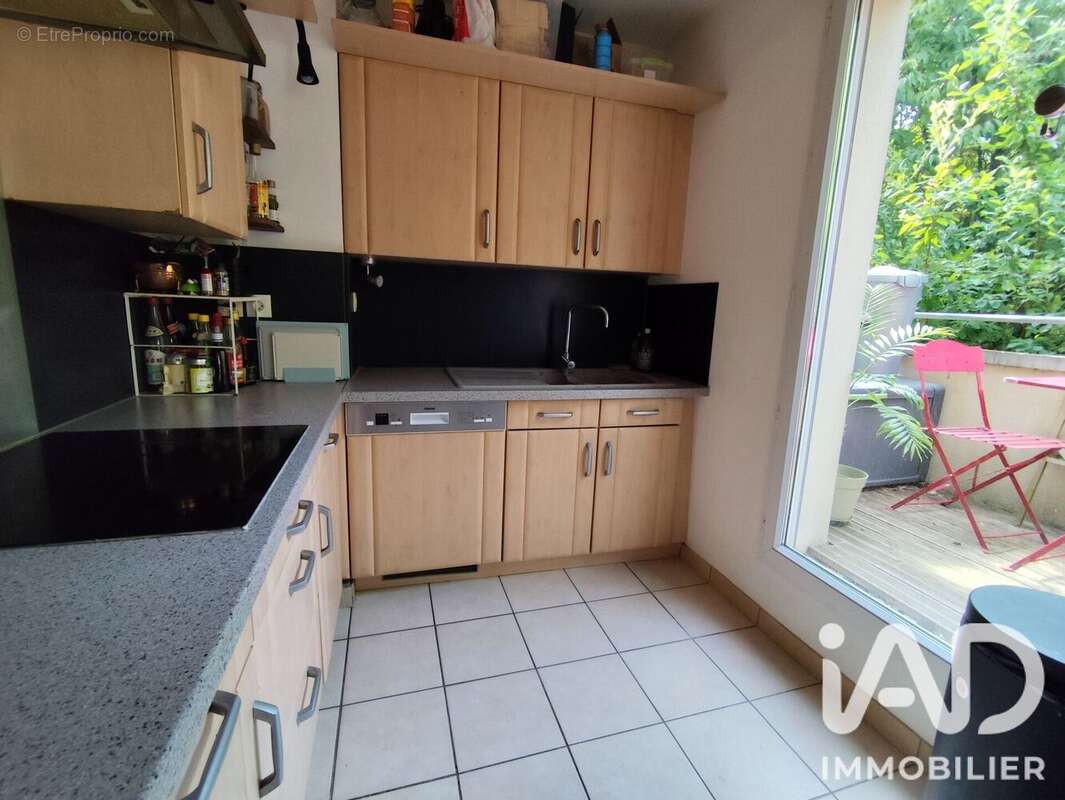 Appartement 63 m² à Chessy  - photo 7