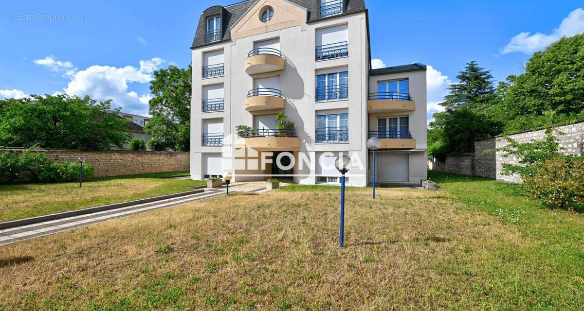 Appartement à MANTES-LA-JOLIE