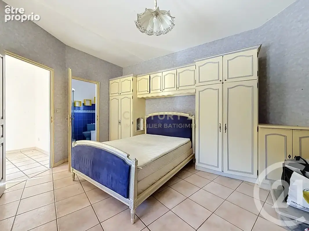 Maison 8 pièces 253 m² à vendre à Bourgoin-Jallieu (38300) - photo 8