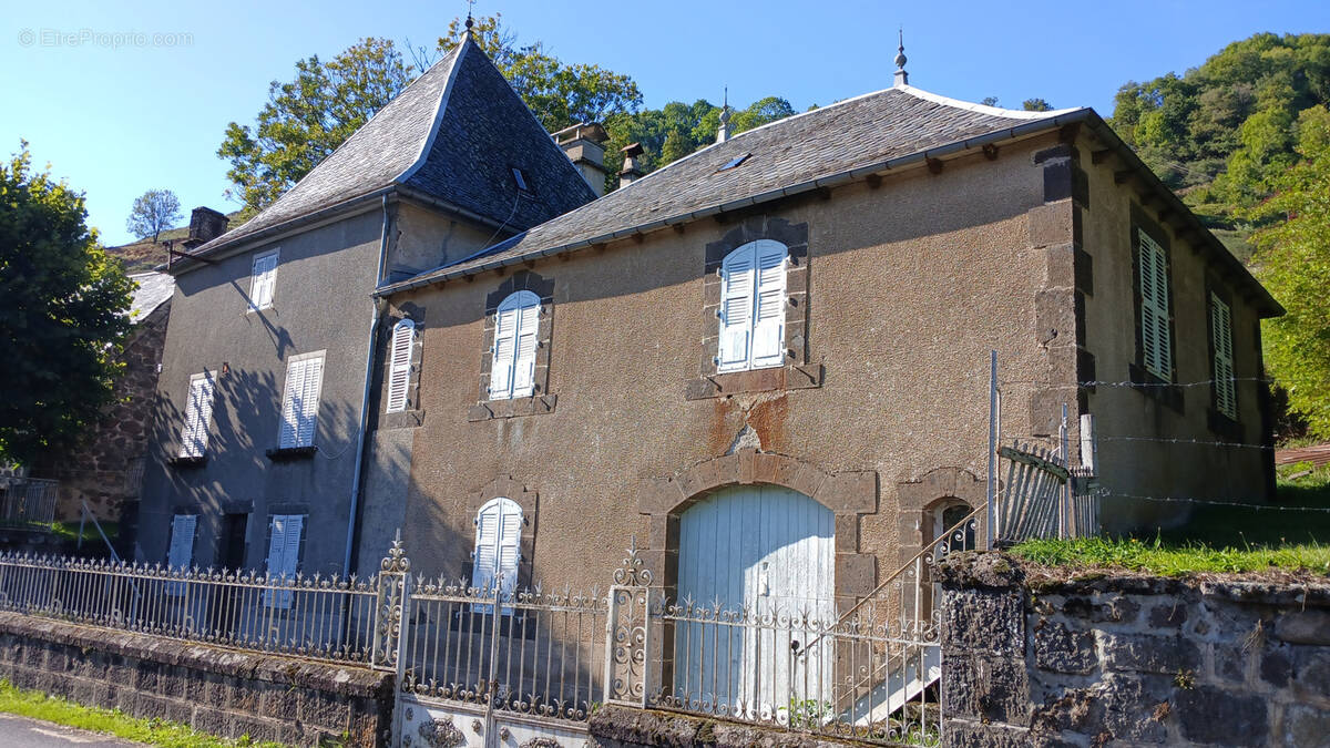 Maison à SAINT-PAUL-DE-SALERS